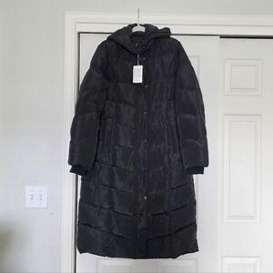 NWT Molodo Long Black Down Puffer Coat with Hood